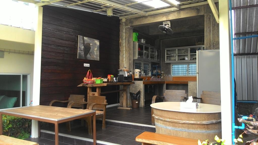 Zan Pla Nade Guesthouse Чианграй Экстерьер фото
