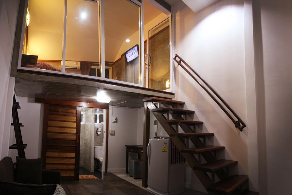 Zan Pla Nade Guesthouse Чианграй Номер фото