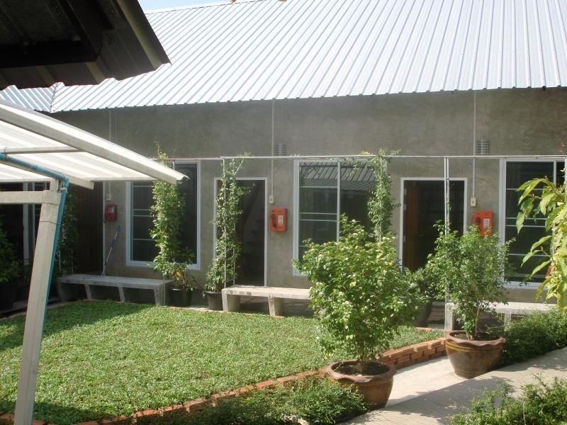 Zan Pla Nade Guesthouse Чианграй Экстерьер фото