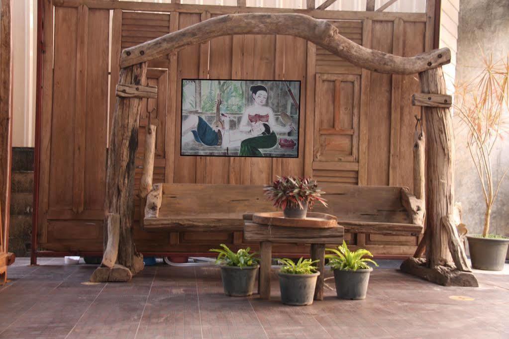 Zan Pla Nade Guesthouse Чианграй Экстерьер фото